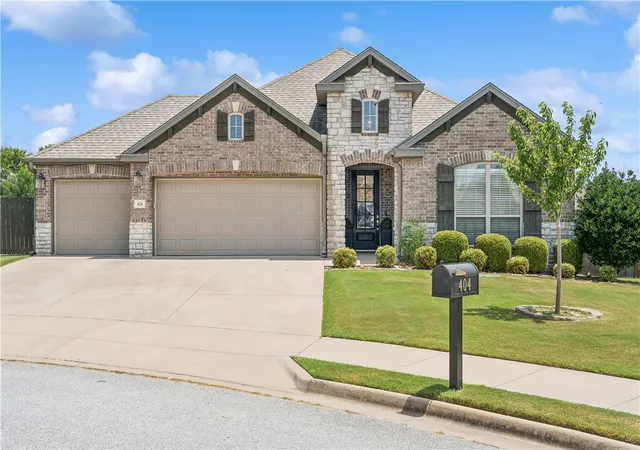 1st image of 404 Orchard Cir, Cave Springs, AR 72718 | MLS# 1356322