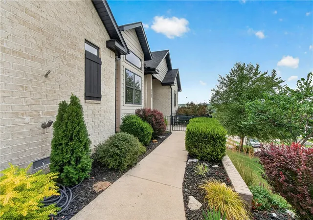 2nd image of 3502 Creekstone Cvs, Bentonville, AR 72712 | MLS# 1355889