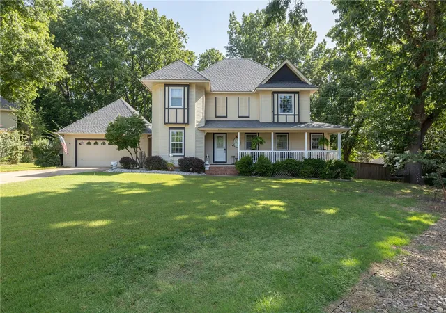 Photo 2 of Single family home for sale at 2490 E Camelot Pl, Fayetteville, AR 72701 | MLS# 1356447 | Listing updated on 2026-08-27