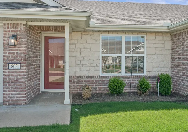2nd image of 803 N 19th St, Rogers, AR 72756 | MLS# 1356390