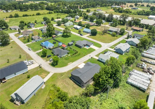 37th image of 202 Forest Ave, Green Forest, AR 72638 | MLS# 1356102