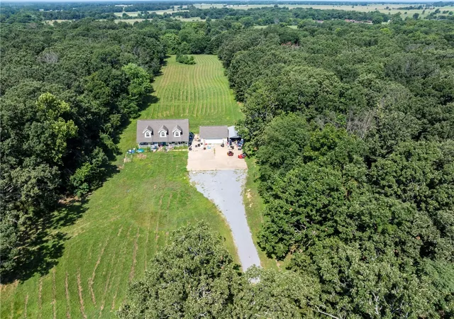 1st image of 12039 Cripps Rd, Gentry, AR 72734 | MLS# 1354553