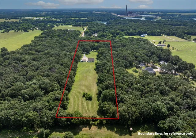 3rd image of 12039 Cripps Rd, Gentry, AR 72734 | MLS# 1354553