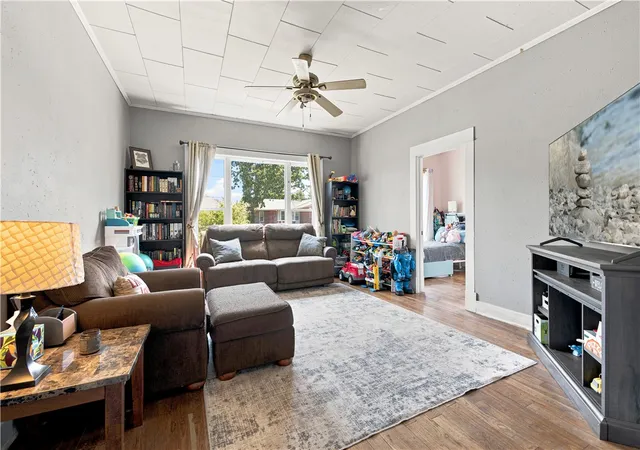 image of 1300 S 9th St, Rogers, AR 72756 | MLS# 1356414
