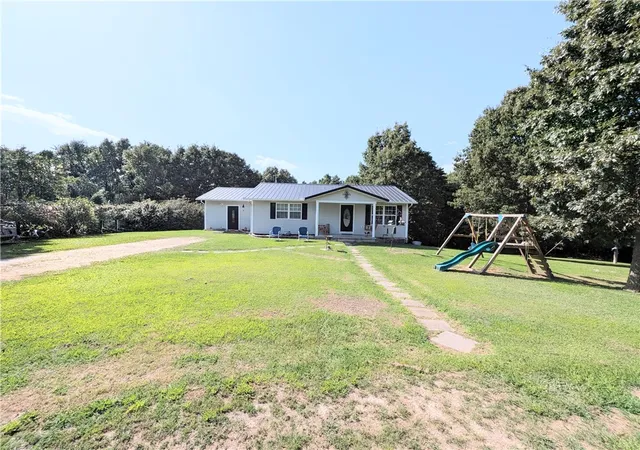 1st image of 5101 Chestnut Ln, Harrison, AR 72601 | MLS# 1356534