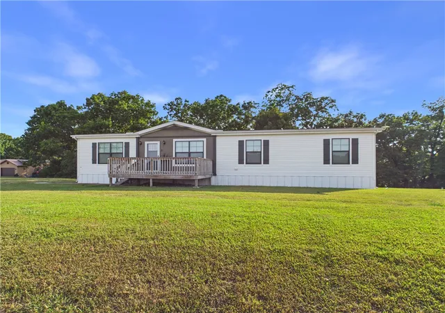 2nd image of 7689 Pine Meadows Dr, Omaha, AR 72662 | MLS# 1356373