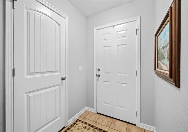 4th image of 908 St James Ct, Gentry, AR 72734 | MLS# 1356536
