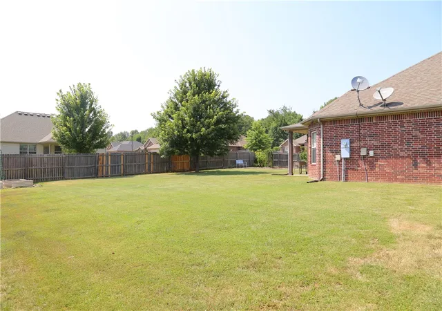5th image of 2109 Quinlan Ave, Lowell, AR 72745 | MLS# 1356416