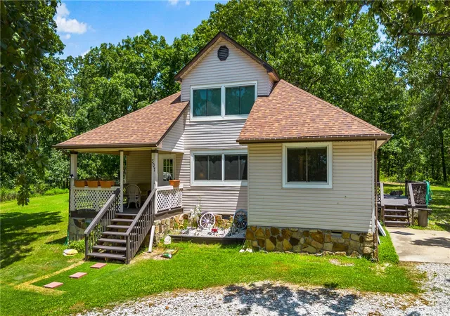1st image of 307 County Road 645, Green Forest, AR 72638 | MLS# 1356583