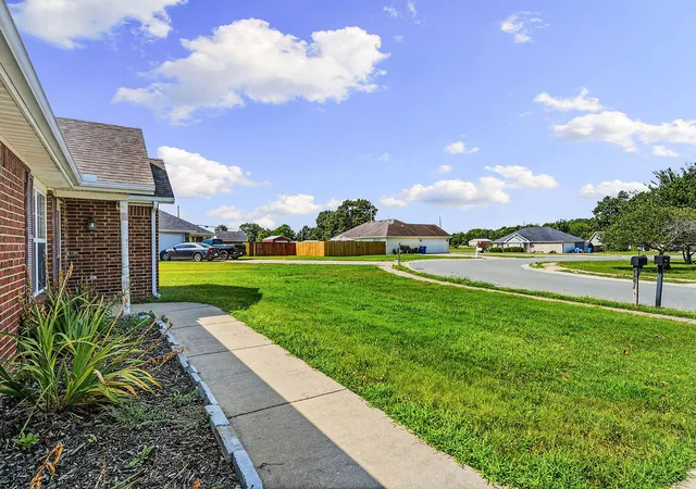 5th image of 170 Washburn Dr, Pea Ridge, AR 72751 | MLS# 1356511