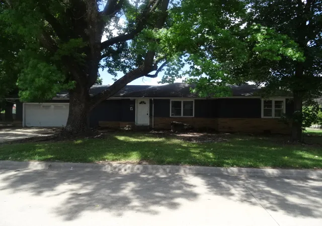 1st image of 1202 Davis Ave, Springdale, AR 72764 | MLS# 1356605