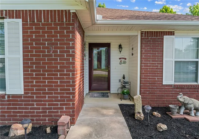 5th image of 2224 S Brandi Dr, Fayetteville, AR 72701 | MLS# 1356604