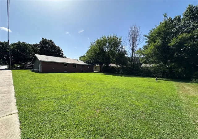 4th image of 708 Lawndale Dr, Springdale, AR 72764 | MLS# 1356553