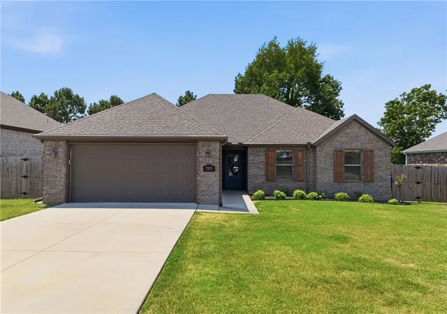 1st image of 7819 Longspur Ave, Springdale, AR 72762 | MLS# 1356647