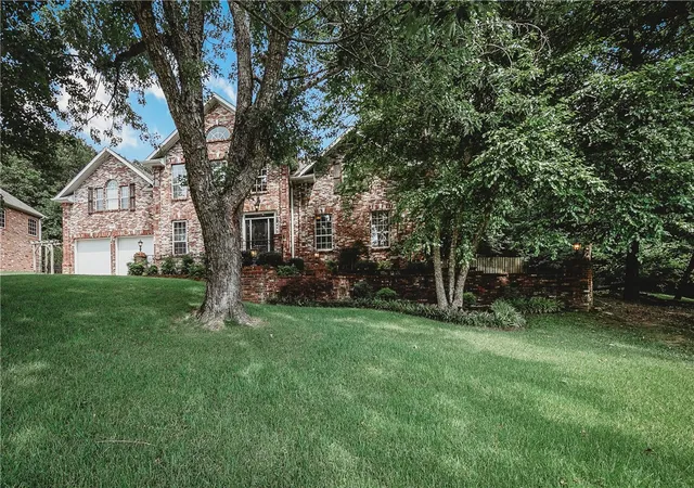 3rd image of 88 Skyview Ln, Fayetteville, AR 72701 | MLS# 1356602