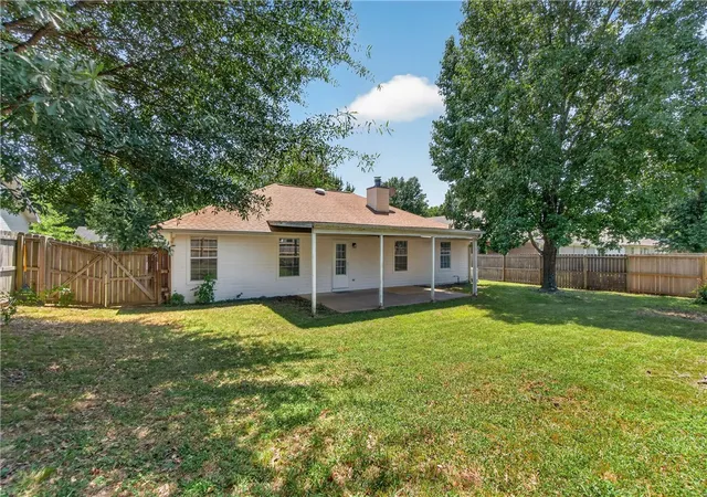20th image of 2566 W Arthur Hart St, Fayetteville, AR 72703 | MLS# 1356527