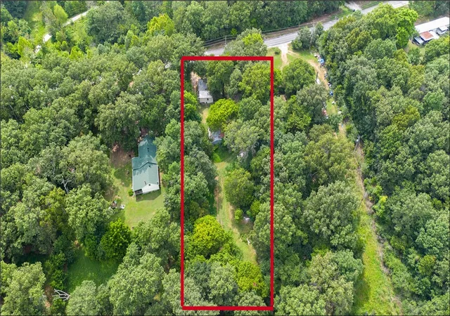 2nd image of 2206 N Double Springs Rd, Fayetteville, AR 72704 | MLS# 1356666