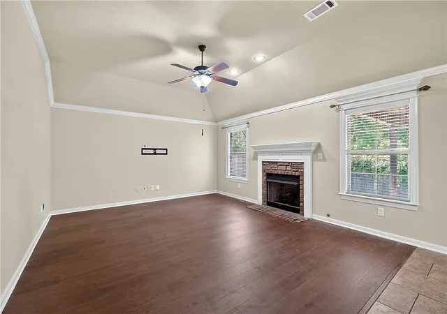 4th image of 2555 N Trafalger Dr, Fayetteville, AR 72704 | MLS# 1356532