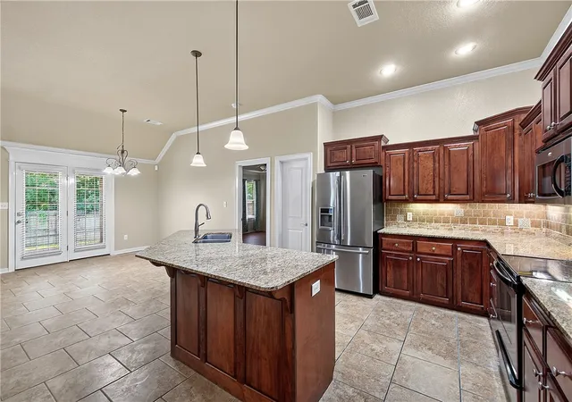 5th image of 2555 N Trafalger Dr, Fayetteville, AR 72704 | MLS# 1356532