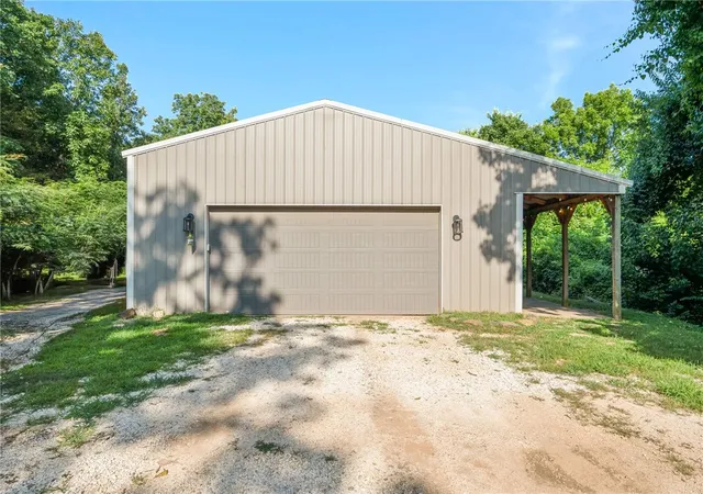 2nd image of 15075 Prairie Grove Lake Rd, Prairie Grove, AR 72753 | MLS# 1356689