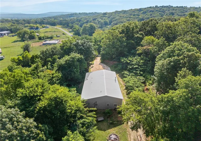 42nd image of 15075 Prairie Grove Lake Rd, Prairie Grove, AR 72753 | MLS# 1356689