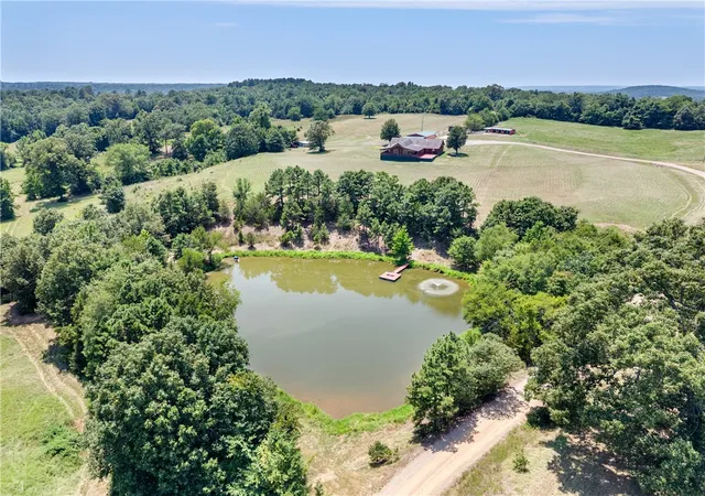 2nd image of 4923 Wire Rd, Ozark, AR 72949 | MLS# 1356460