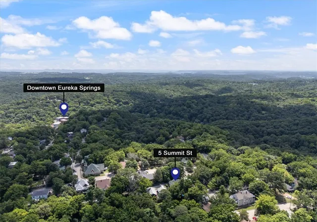 4th image of 5 Summit St, Eureka Springs, AR 72632 | MLS# 1356737