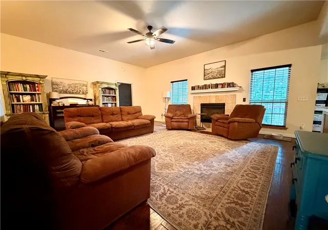 3rd image of 215 Elizabeth, Huntsville, AR 72740 | MLS# 1356757