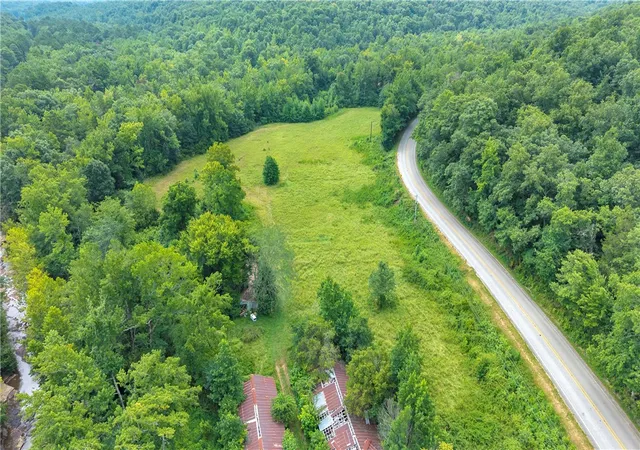 4th image of 2186 Hwy 23, Combs, AR 72721 | MLS# 1356635