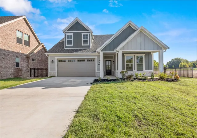 1st image of 4323 W Huron Loop, Fayetteville, AR 72704 | MLS# 1356791