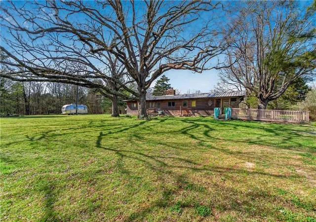 3rd image of 19763 Pug Gayer Rd, Goshen, AR 72735 | MLS# 1356835