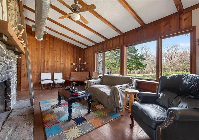 5th image of 19763 Pug Gayer Rd, Goshen, AR 72735 | MLS# 1356835