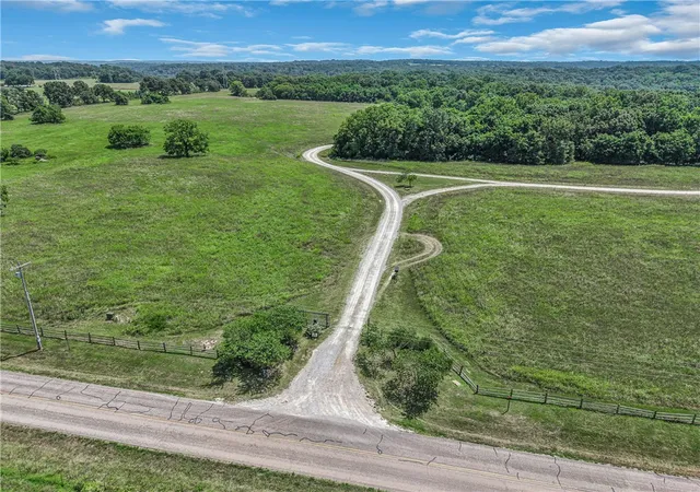 53rd image of 22365 N Log Cabin Dr, Sulphur Springs, AR 72768 | MLS# 1356398