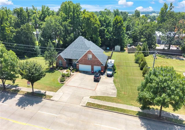 2nd image of 2983 Wagon Wheel Rd, Springdale, AR 72762 | MLS# 1356792