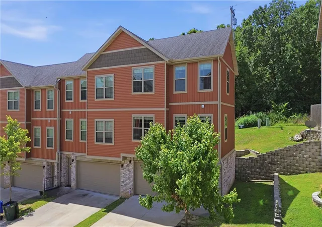 Photo 2 of Townhouse for sale at 2821 Cottonwillow, Fayetteville, AR 72704 | MLS# 1356740 | Listing updated on 2026-07-29