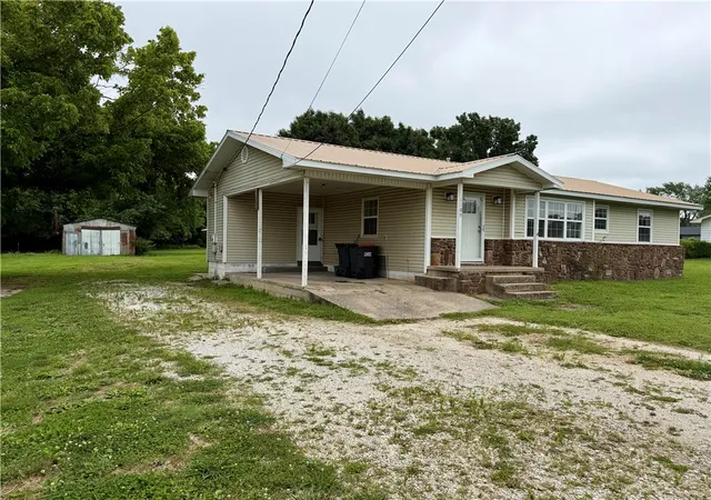 3rd image of 1109 Sugar Hill Rd, Lincoln, AR 72744 | MLS# 1355951