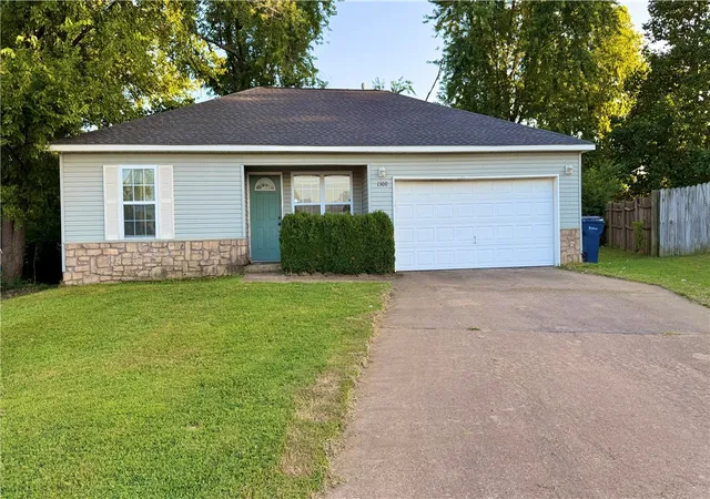 1st image of 1300 Wedgewood Ln, Siloam Springs, AR 72761 | MLS# 1356851