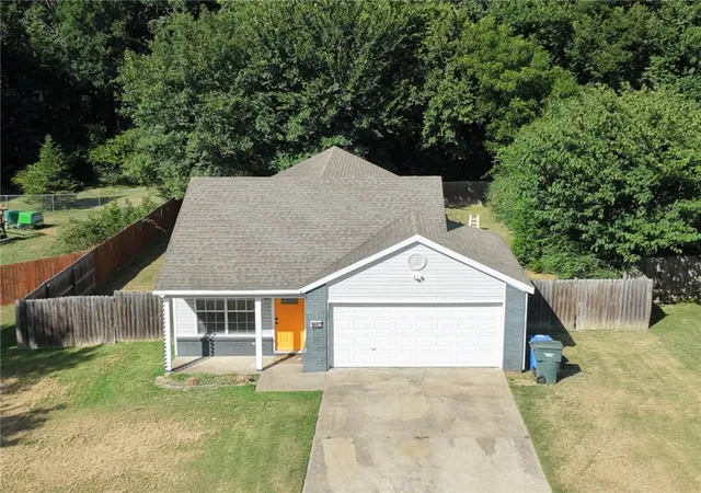 1st image of 1852 N Pine Cone Dr, Fayetteville, AR 72704 | MLS# 1356826