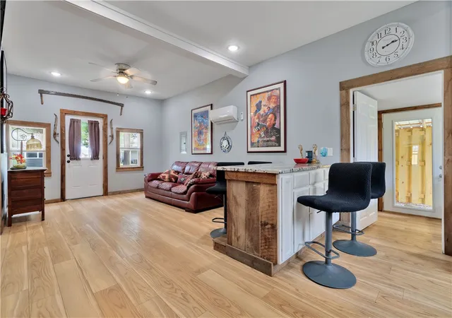 5th image of 112 W Thurman St, Prairie Grove, AR 72753 | MLS# 1354577