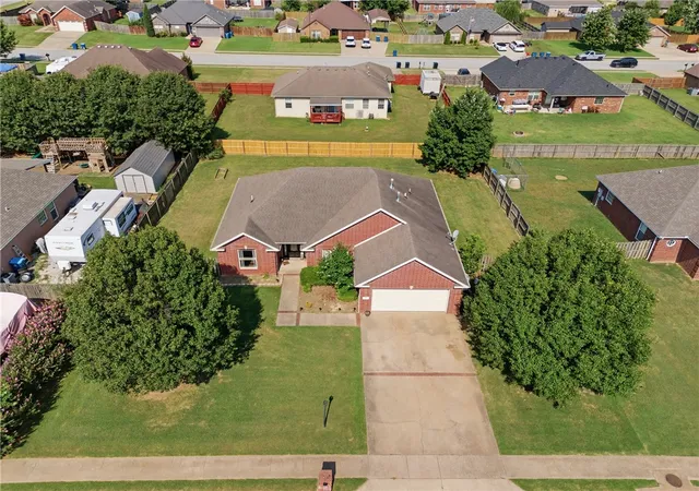31st image of 105 Greer St, Pea Ridge, AR 72751 | MLS# 1356869