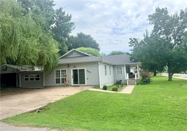 5th image of 402 Se El Paso St, Gravette, AR 72736 | MLS# 1356870