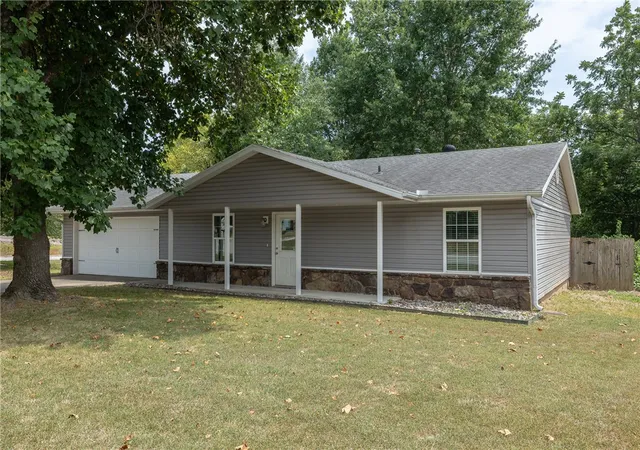 1st image of 2705 Meadowlark Dr, Fayetteville, AR 72704 | MLS# 1356654
