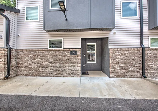 2nd image of 899 N Rupple Rd #122, Fayetteville, AR 72704 | MLS# 1357009