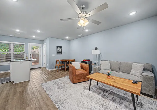 4th image of 899 N Rupple Rd #122, Fayetteville, AR 72704 | MLS# 1357009