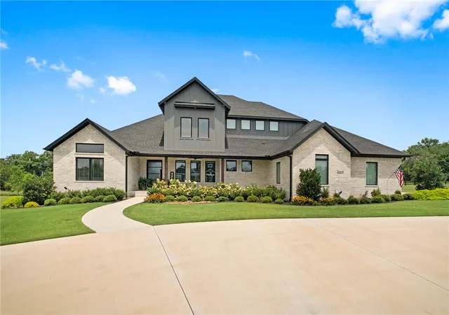 1st image of 2664 Highlands Wy, Springdale, AR 72762 | MLS# 1356933