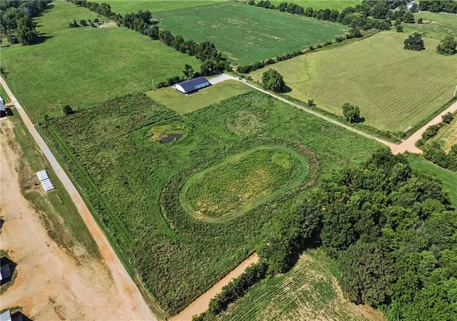 4th image of 24885 Austin Rd, Gravette, AR 72736 | MLS# 1356944
