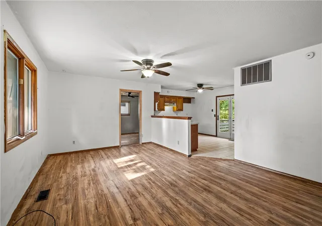 2nd image of 25 Tavistock Dr, Bella Vista, AR 72714 | MLS# 1356486
