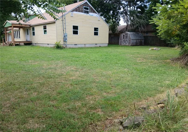 2nd image of 208 Quandt Ave, Springdale, AR 72764 | MLS# 1357049