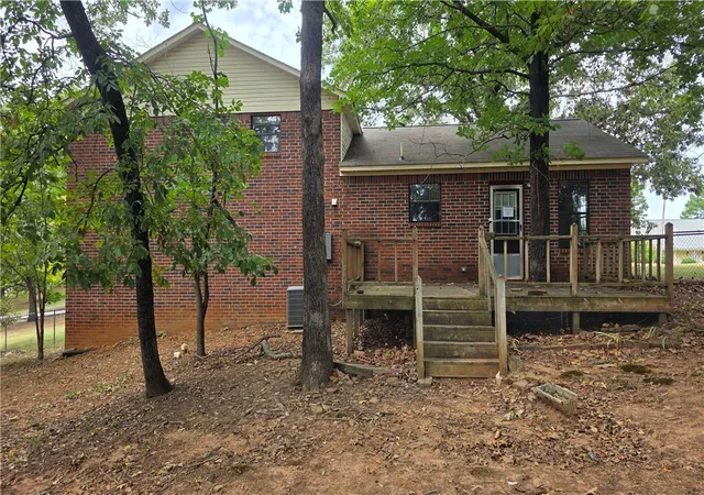 4th image of 8 Mockingbird Ln, Clarksville, AR 72830 | MLS# 1357058