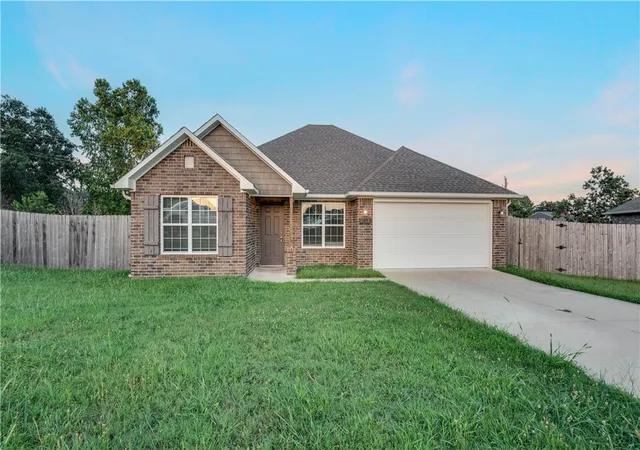 1st image of 2208 Carson Cir, Gentry, AR 72734 | MLS# 1356921